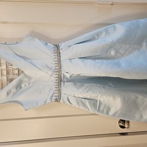 Elegant Light Blue Sleeveless Dress